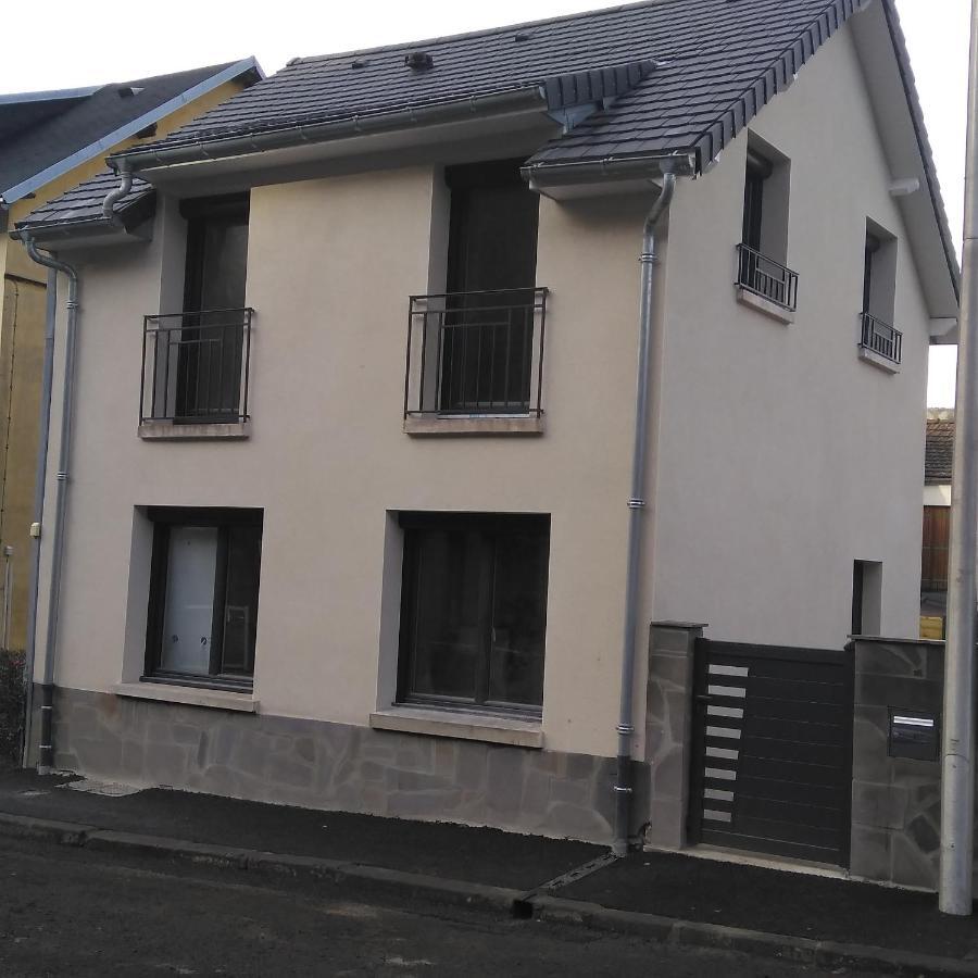 Le Petit Poucet Villa La Bourboule Exterior photo